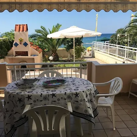 Thassos Lovely Maisonette By The Sea Case de vacanță Potos