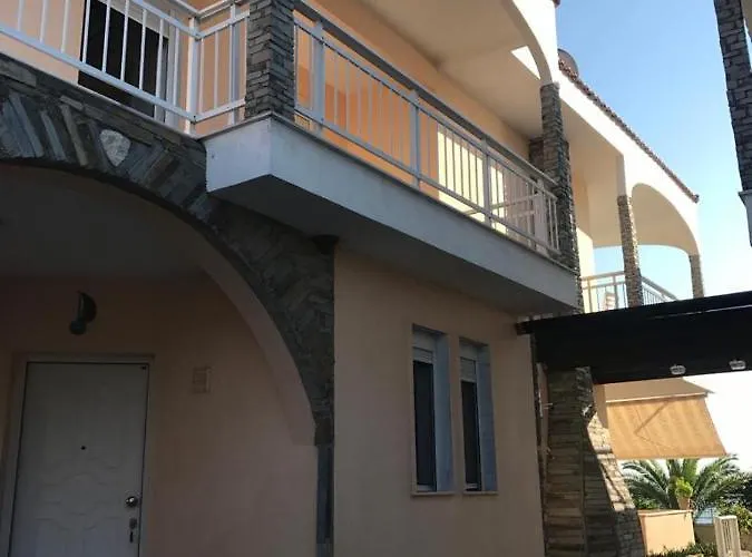 別荘 Thassos Lovely Maisonette By The Sea *